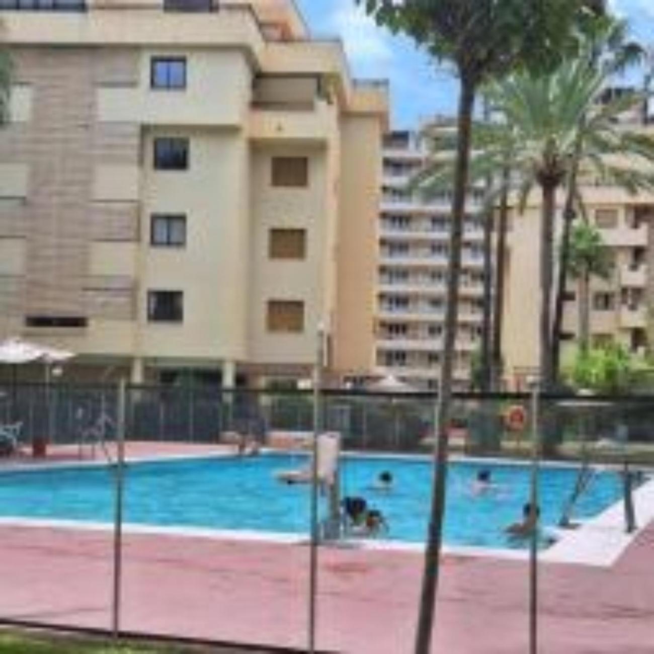 Primera Linea Del Mar - Acceso Directo Playa Carihuela トレモリノス エクステリア 写真