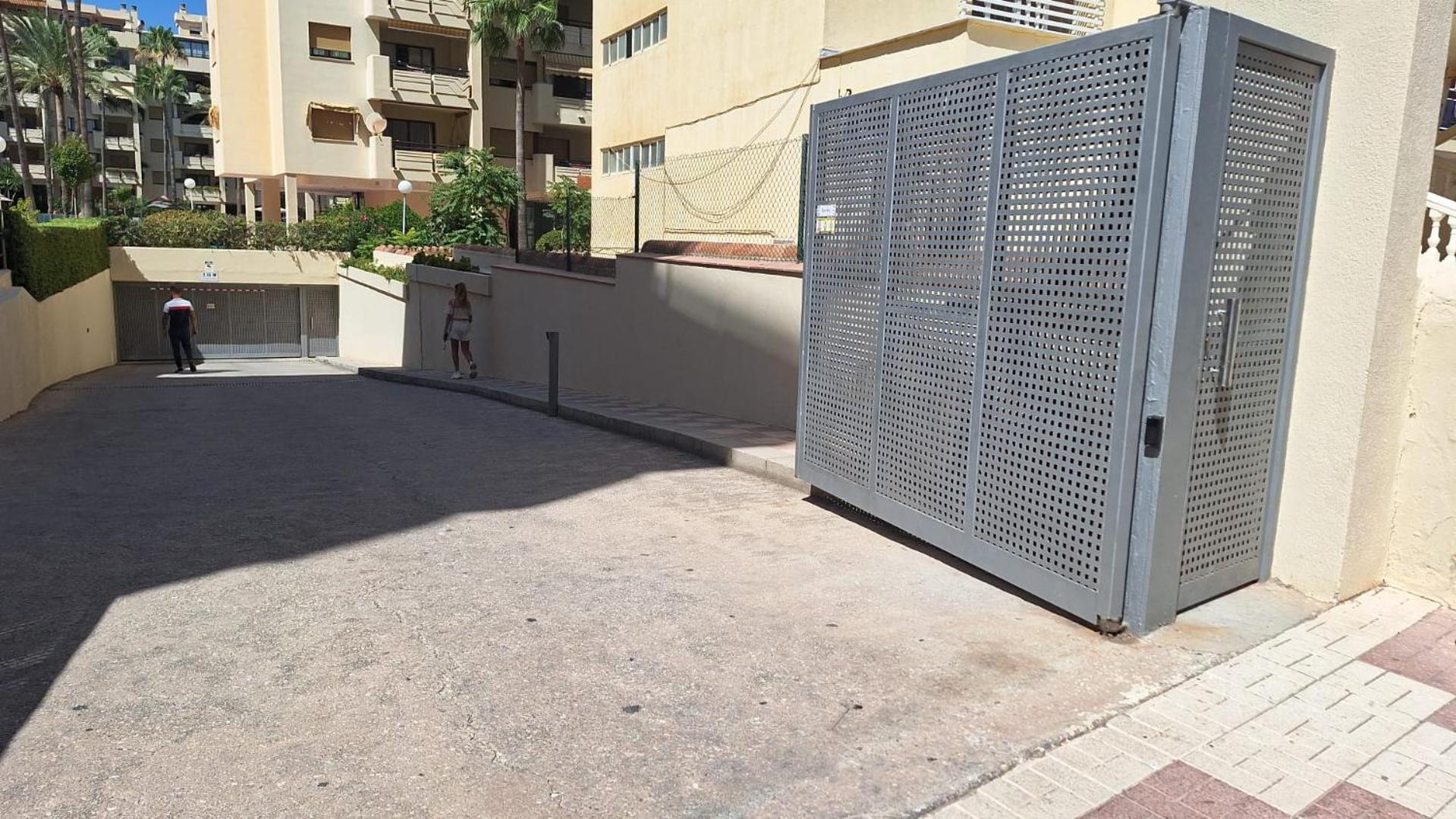 Primera Linea Del Mar - Acceso Directo Playa Carihuela トレモリノス エクステリア 写真