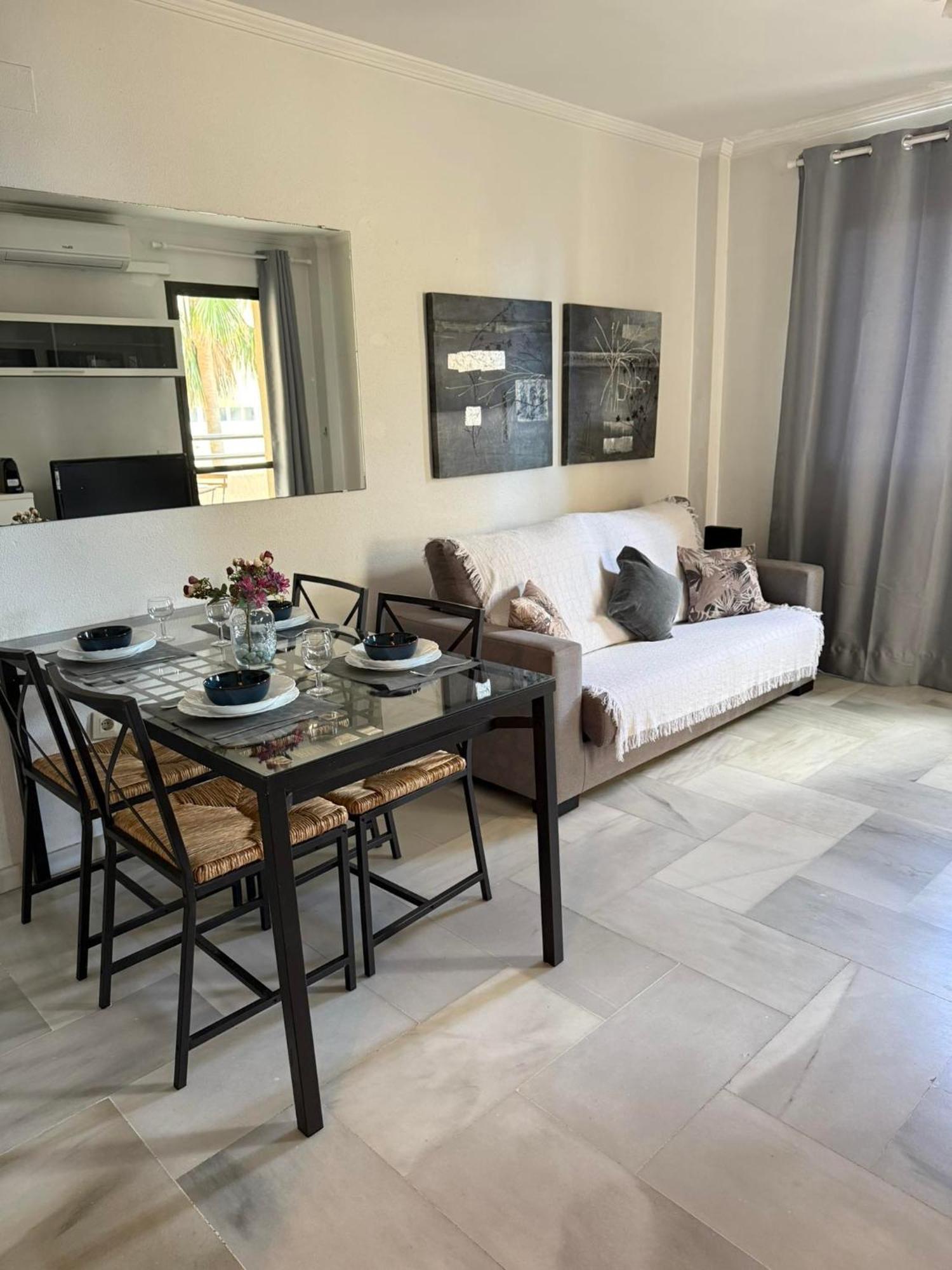 Primera Linea Del Mar - Acceso Directo Playa Carihuela トレモリノス エクステリア 写真