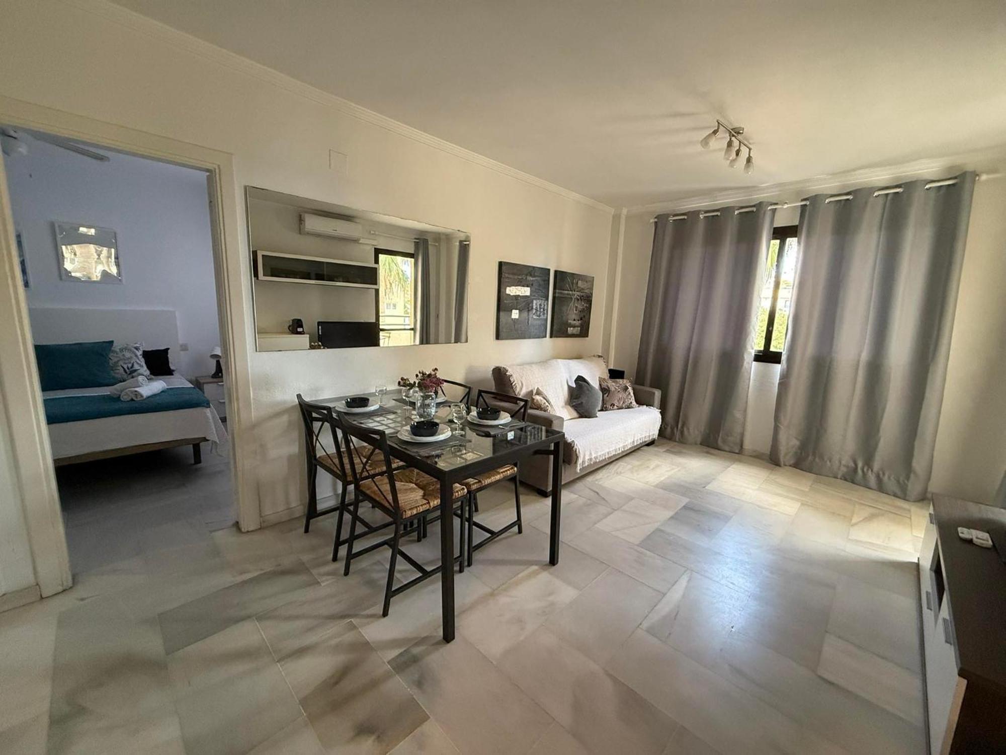 Primera Linea Del Mar - Acceso Directo Playa Carihuela トレモリノス エクステリア 写真